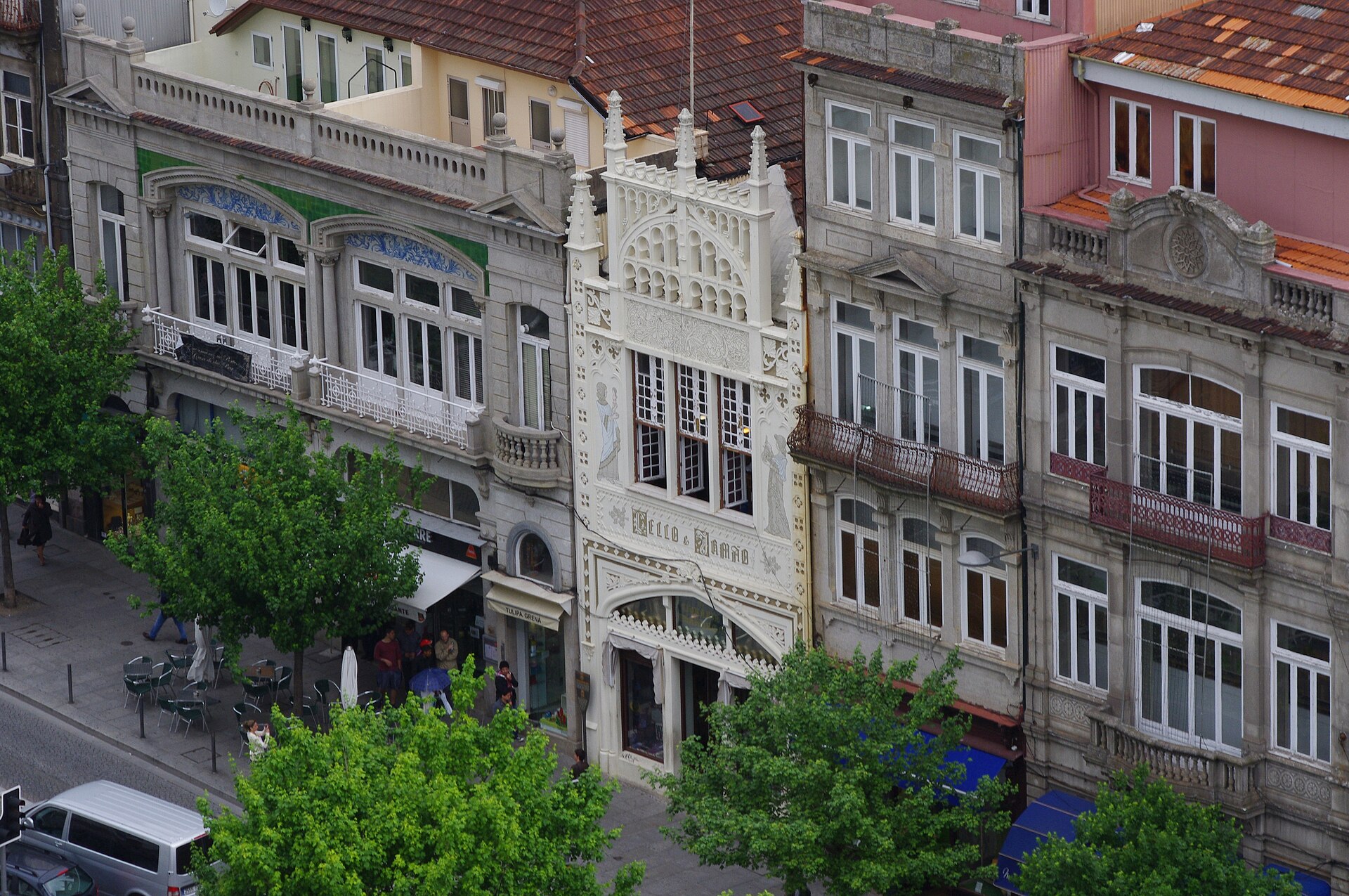 Fachada de la librería Lello en Oporto